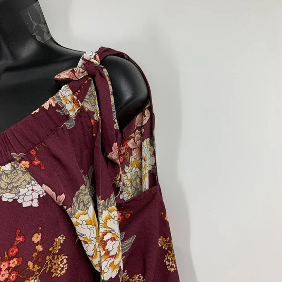 Ali & Jay Women's Jade‎ Slit Shoulder Long Sleeve Floral Mini Dress Size M NWT - Picture 5 of 15